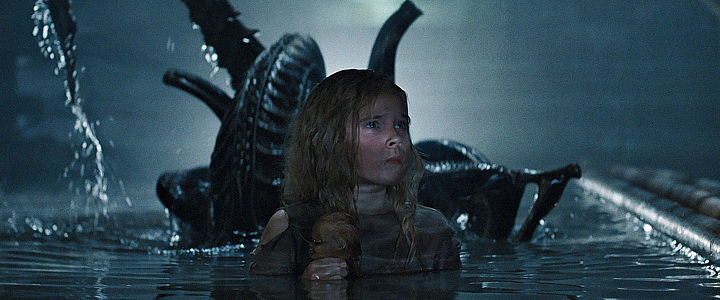 ALIENS - Carrie Henn as Rebecca - Newt